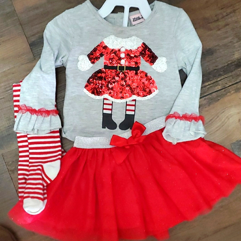 Girls Christmas outfit with tutu